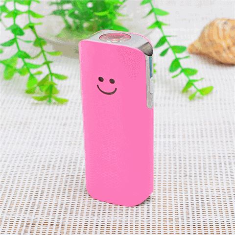 笑臉移動(dòng)電源5600毫安 移動(dòng)電源充電寶定制禮品