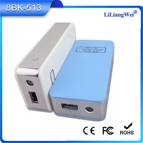 方形移動(dòng)電源5600毫安 移動(dòng)電源充電寶定制禮品