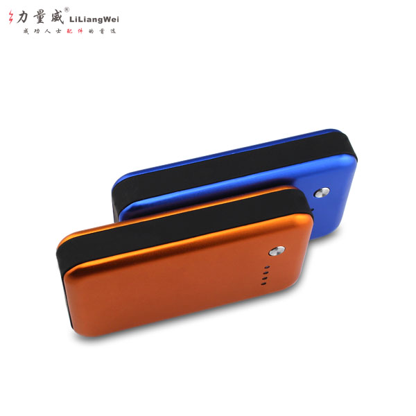 鋁殼移動(dòng)電源6600毫安 移動(dòng)電源定制