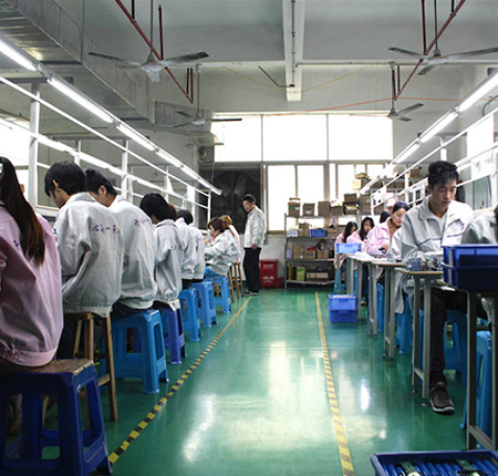 員工車間工作場景.jpg